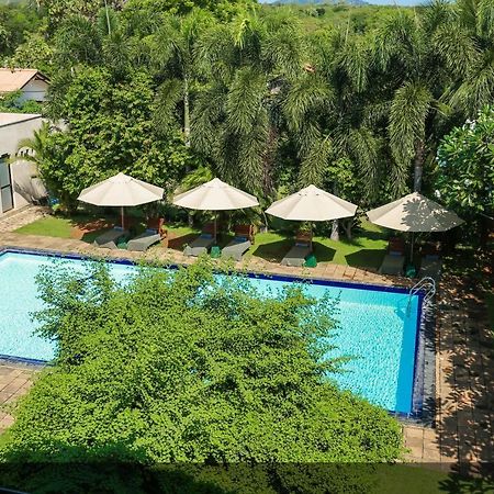 Lavendish Okrin Hotel Kataragama Exterior foto