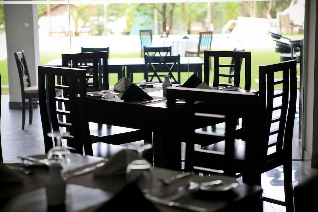 Lavendish Okrin Hotel Kataragama Exterior foto