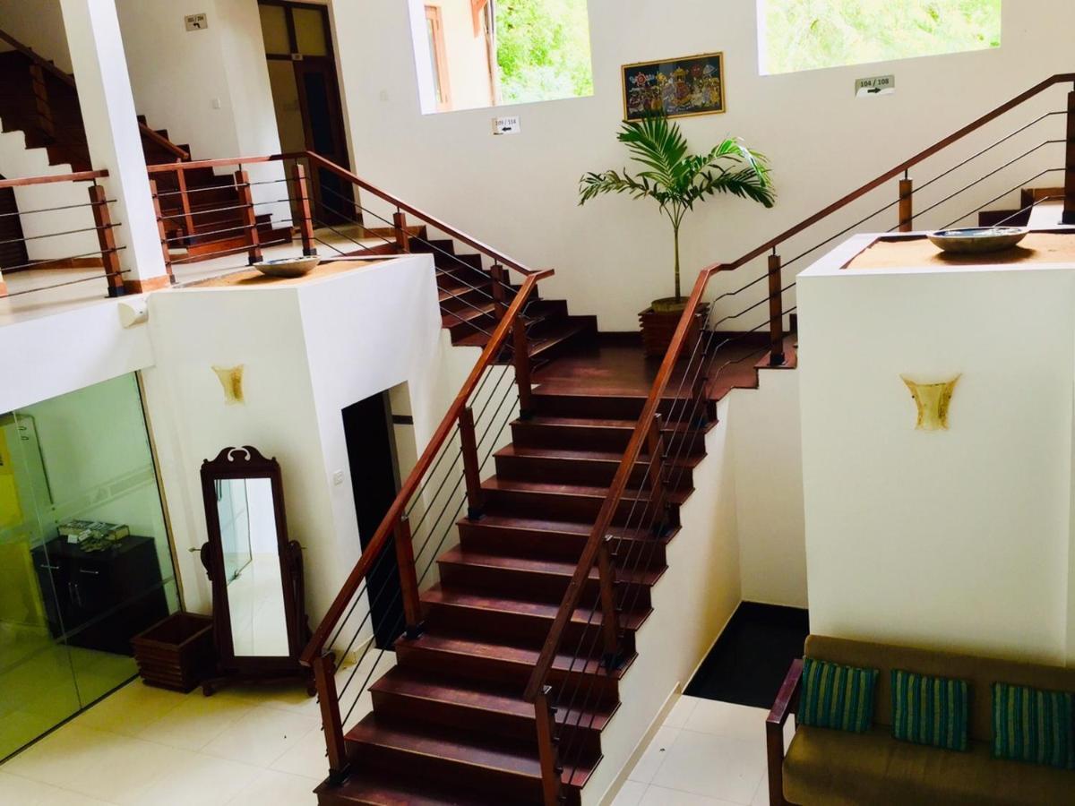 Lavendish Okrin Hotel Kataragama Exterior foto
